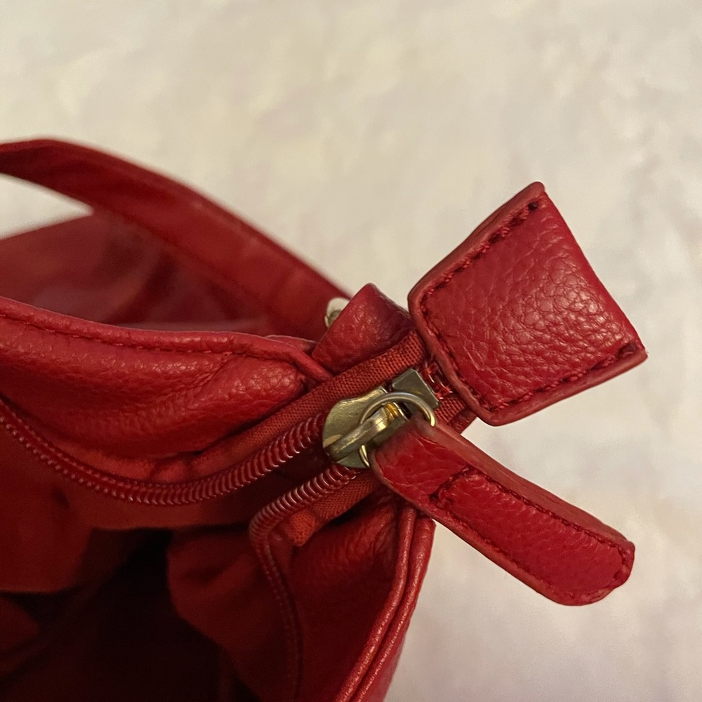 Red Purse - Picture 5 of 8